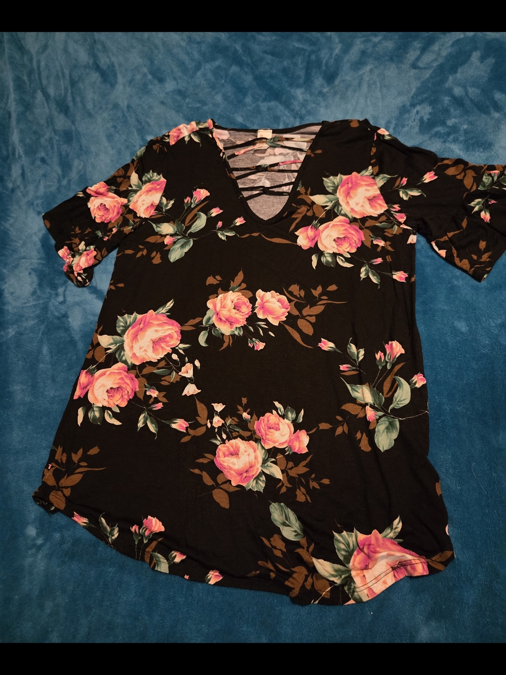 Black Floral V-Neck Tunic Plus Size-NWOT